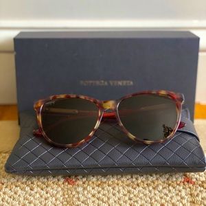 Bottega Veneta sunglasses